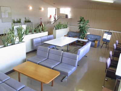 2Fロビー20120412D.jpg